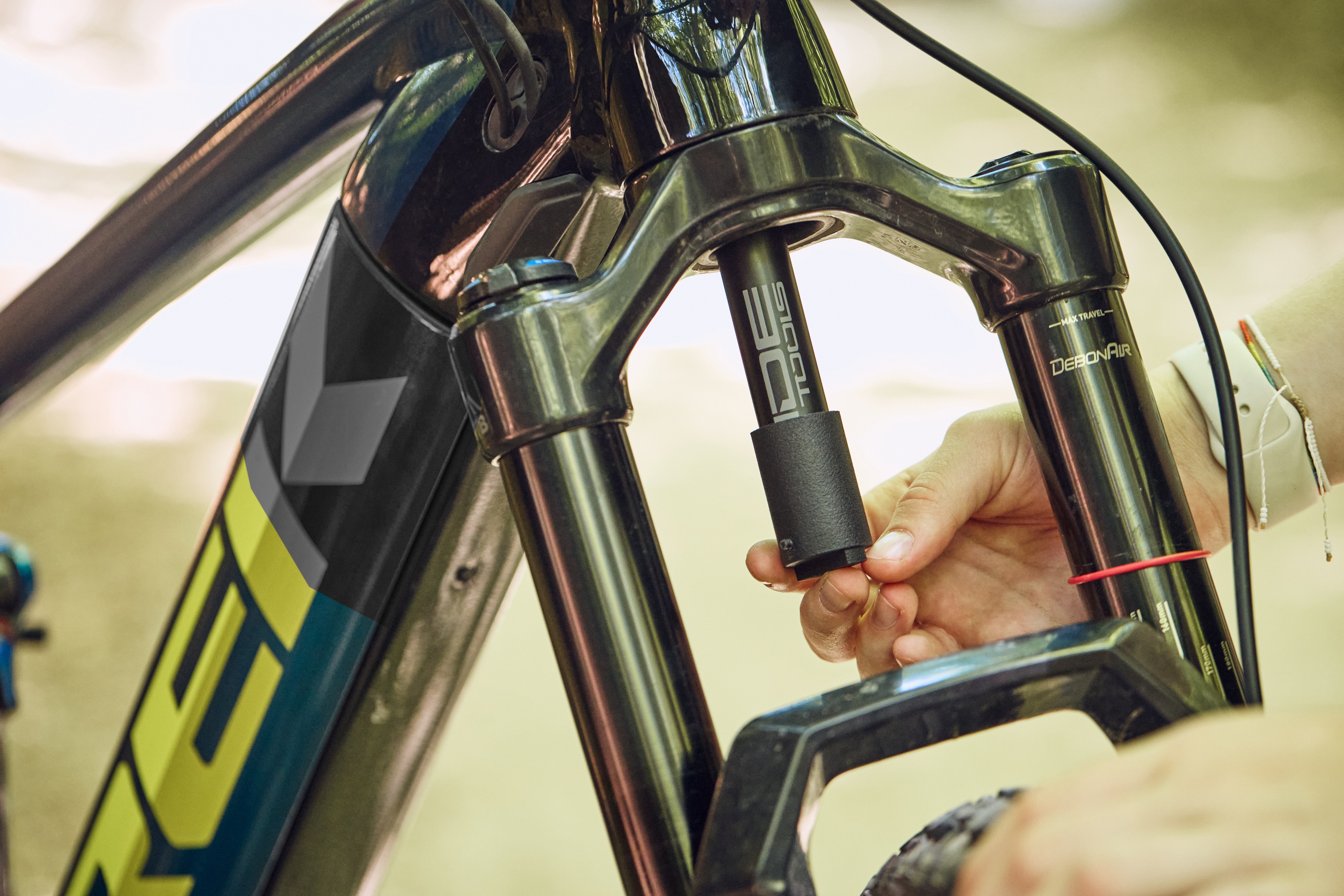 Pump integrated on a bike